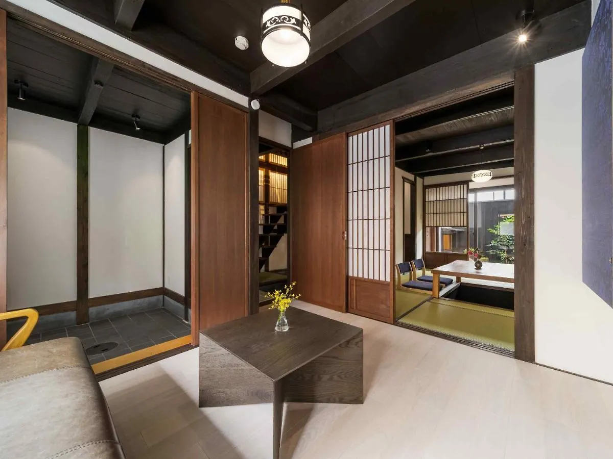 Marikoji Machiya House Villa Kyoto 0*,  Japan